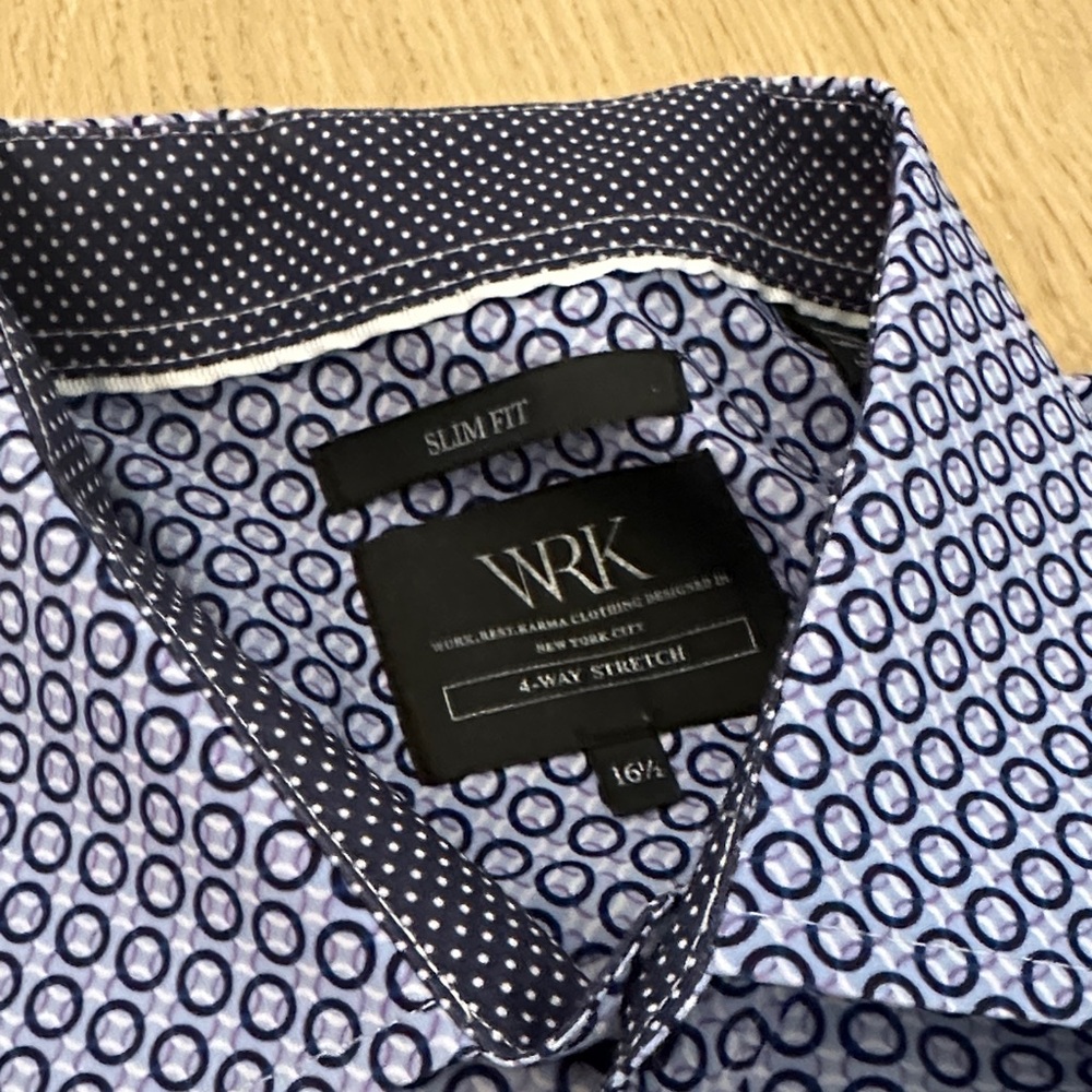 Stylish Navy Patterned Button-Down Shirt - image 6